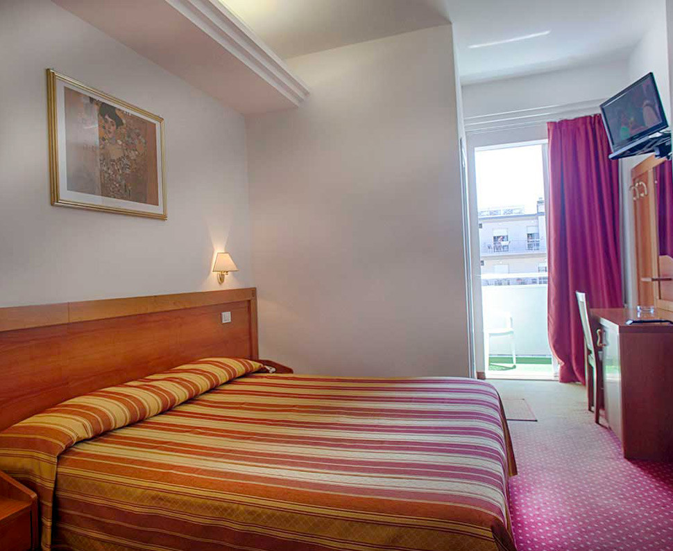 media.Camera-Superior-03-Hotel-San-Salvador-Bellaria