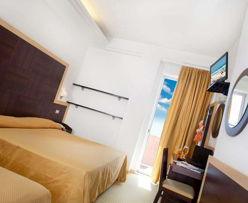 media.Camera-Relax-02-Hotel-San-Salvador-Bellaria