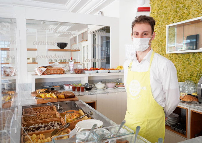 media.Gallery-Cucina-05-Hotel-San-Salvador-Bellaria